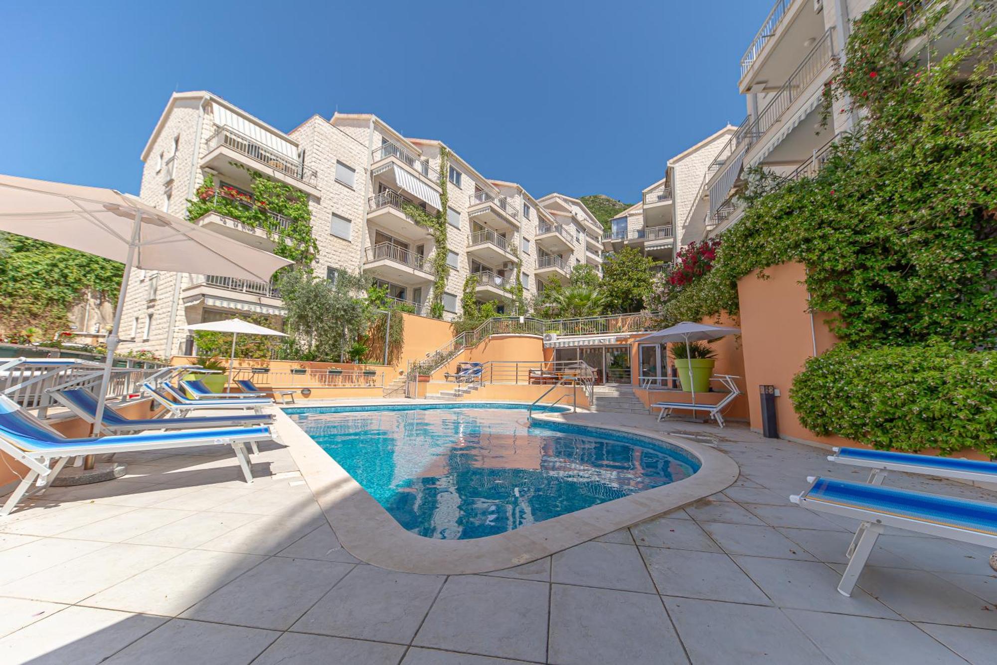 Petrovac Bay Apartments Eksteriør billede