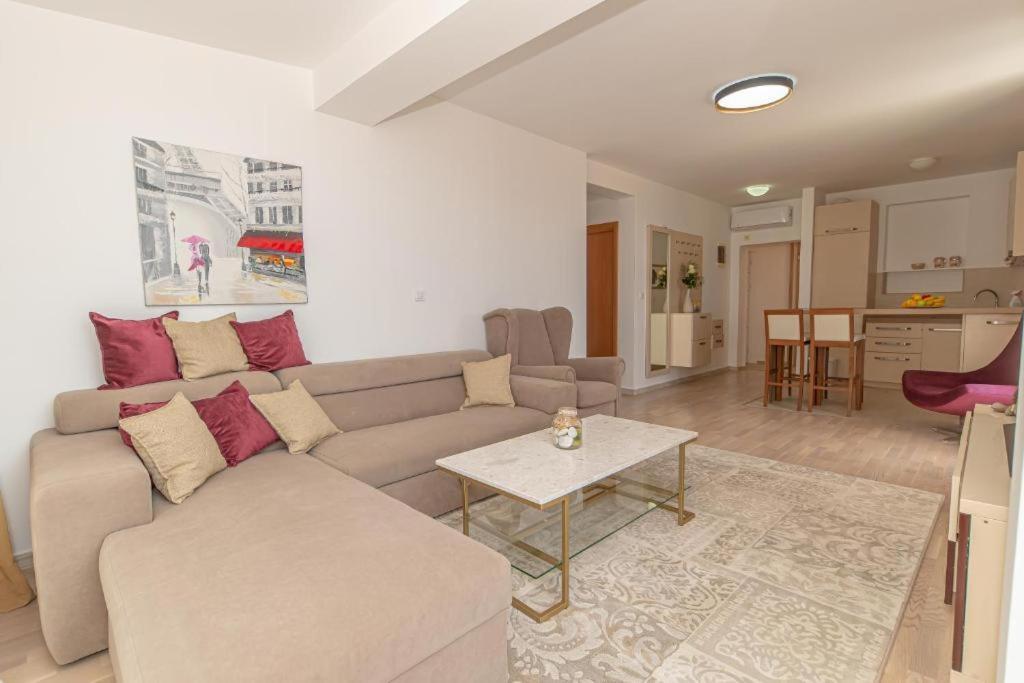 Petrovac Bay Apartments Eksteriør billede