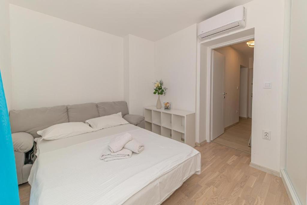 Petrovac Bay Apartments Eksteriør billede